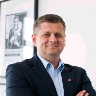 "Pan Marcin zaskoczył mnie pozytywnie swoim podejściem do klienta oraz skutecznym rozwiązaniem wielu moich problemów"